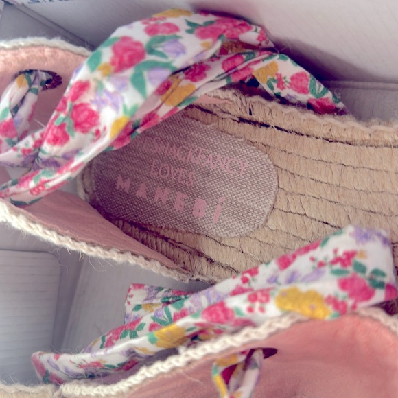 Loveshackfancy shoes in box - Picture 4 of 6